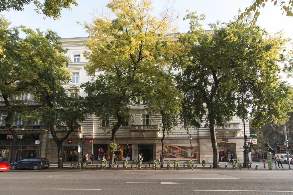 Luxury Apartment By Hi5 -Andrassy Suite ブダペスト エクステリア 写真