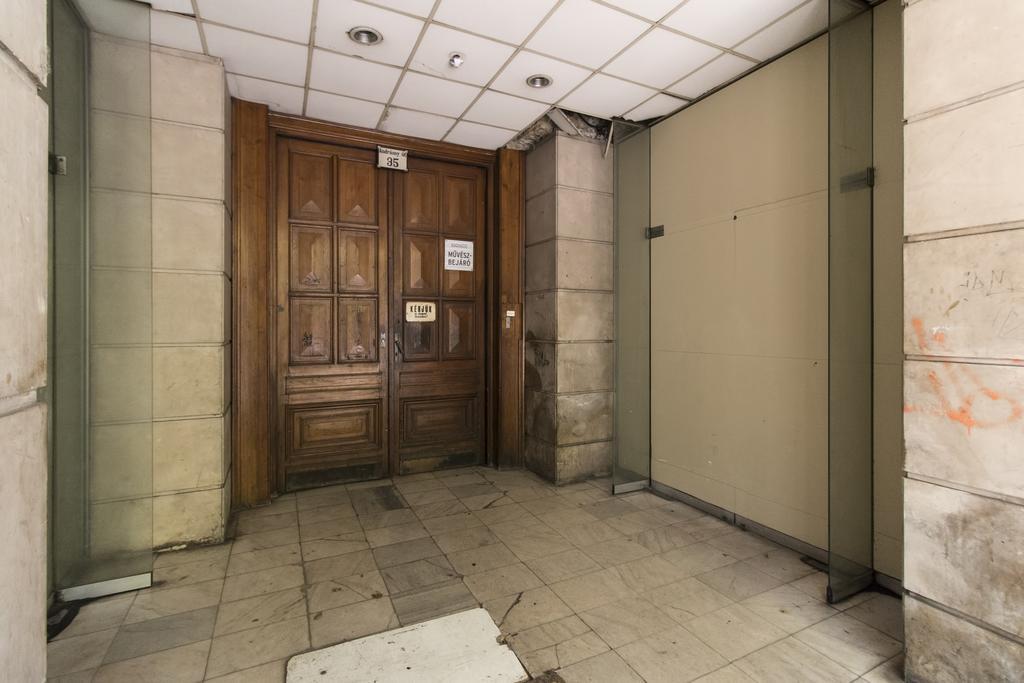 Luxury Apartment By Hi5 -Andrassy Suite ブダペスト エクステリア 写真