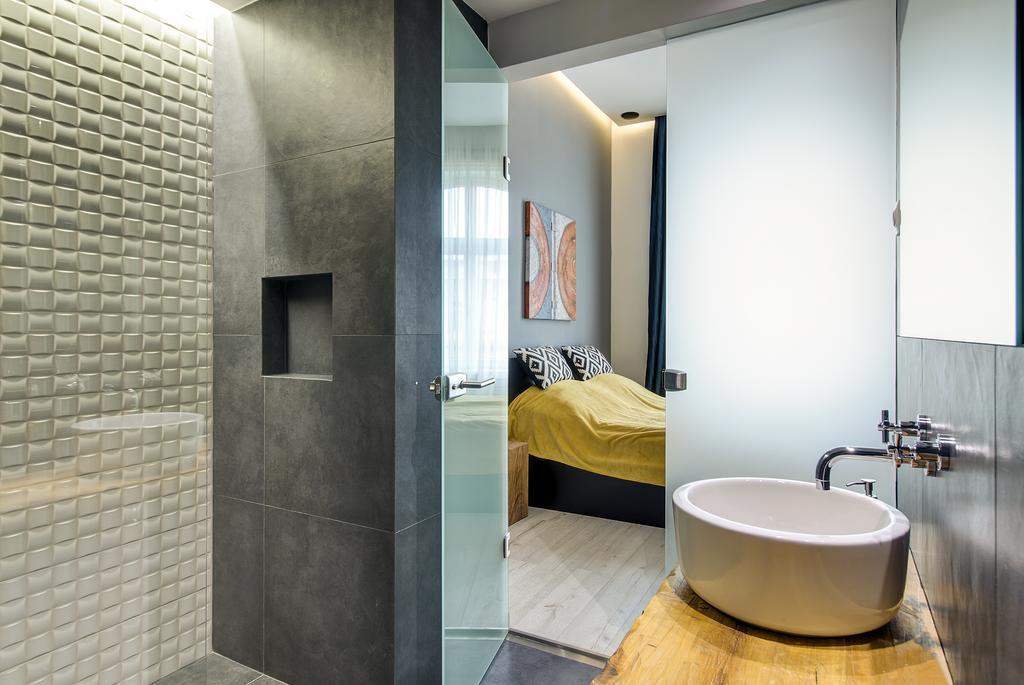 Luxury Apartment By Hi5 -Andrassy Suite ブダペスト エクステリア 写真
