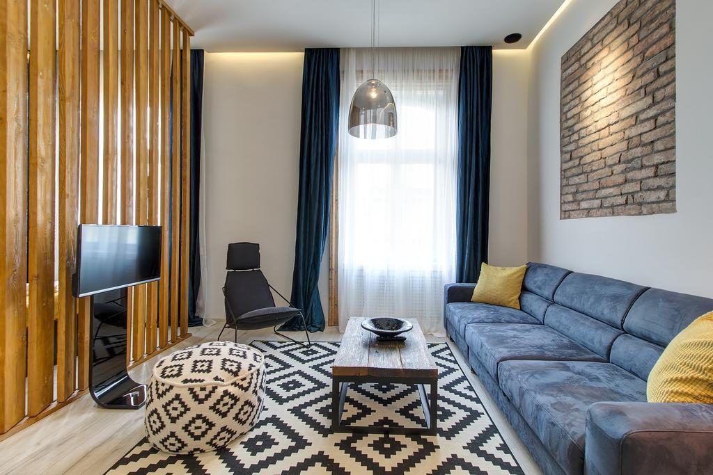 Luxury Apartment By Hi5 -Andrassy Suite ブダペスト エクステリア 写真