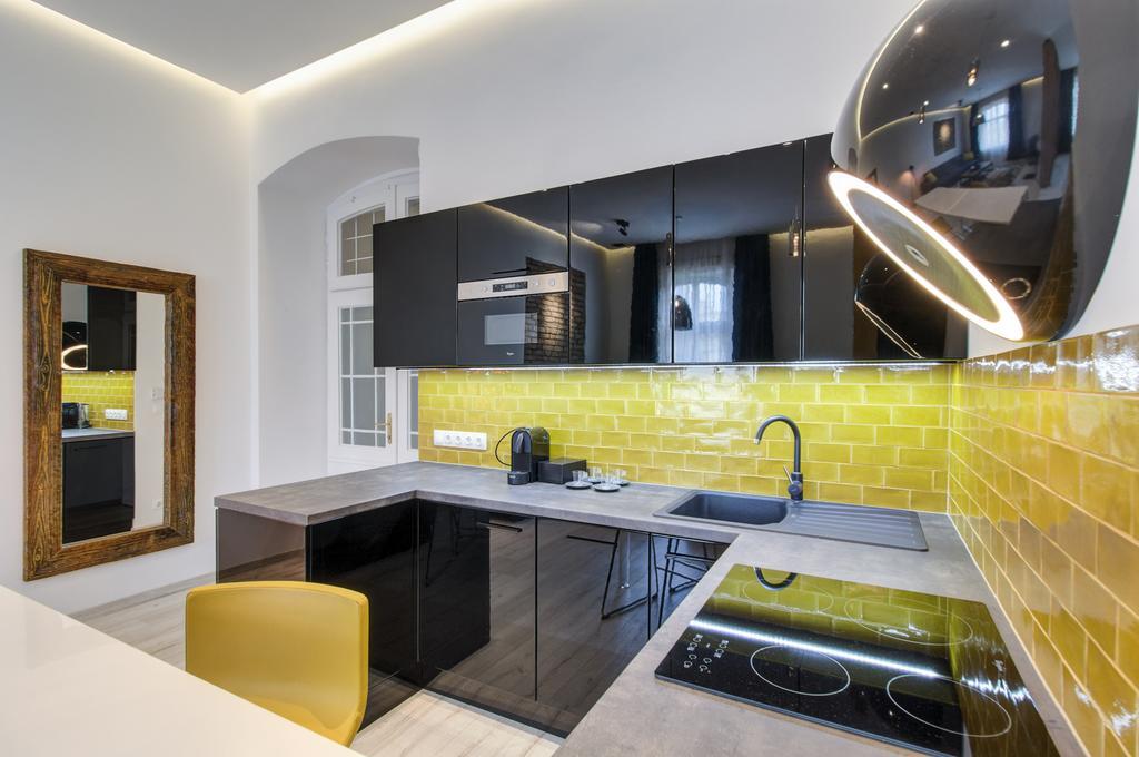 Luxury Apartment By Hi5 -Andrassy Suite ブダペスト エクステリア 写真