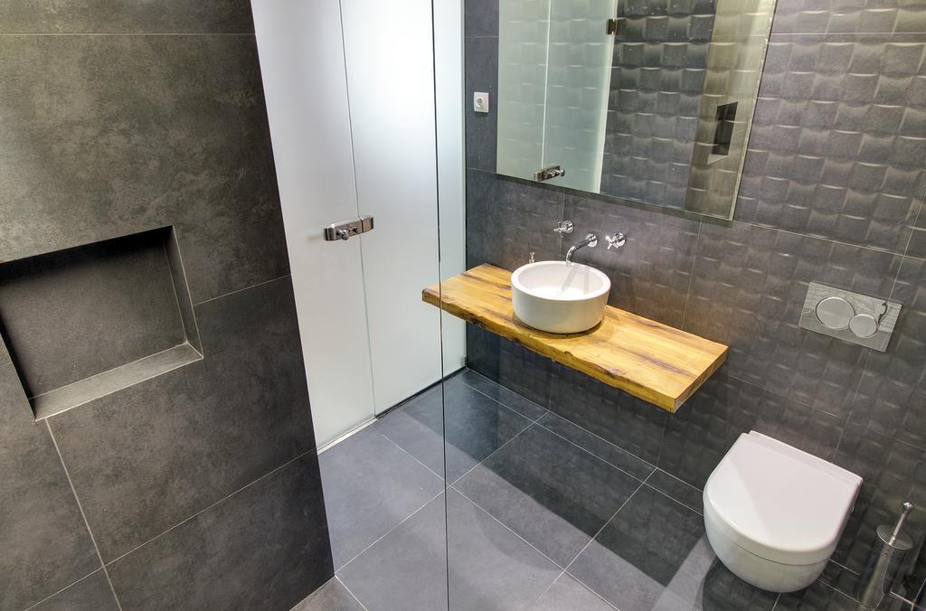 Luxury Apartment By Hi5 -Andrassy Suite ブダペスト エクステリア 写真